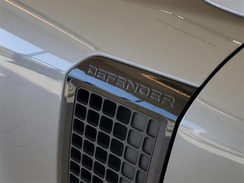 2021 Land Rover Defender 110 X-Dynamic HSE