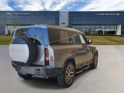 2021 Land Rover Defender 110 X-Dynamic HSE