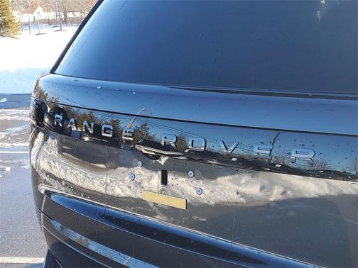 2026 Land Rover Range Rover P400 SE