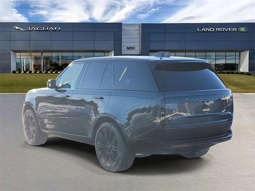 2026 Land Rover Range Rover P400 SE