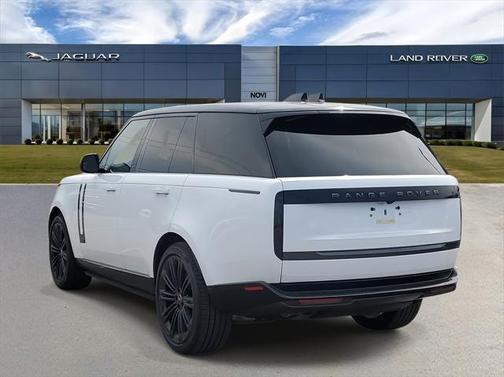 2025 Land Rover Range Rover P530 Autobiography