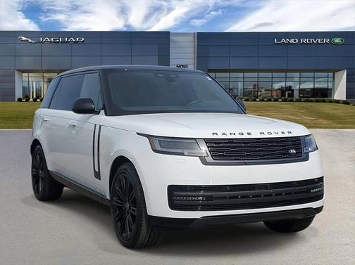 2025 Land Rover Range Rover P530 SE 7 Seat