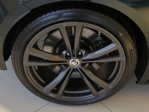 2024 Jaguar F-TYPE P575 R75 AWD Automatic