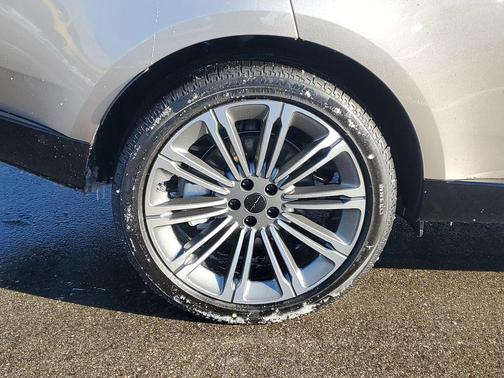 2026 Land Rover Range Rover P400 SE