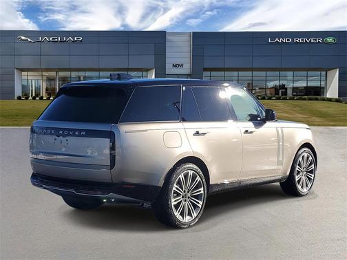 2026 Land Rover Range Rover P400 SE