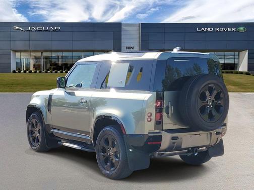 Pangea Green Metallic 2022 Land Rover Defender 90 X-Dynamic S