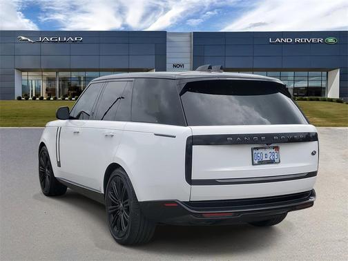 2023 Land Rover Range Rover Autobiography