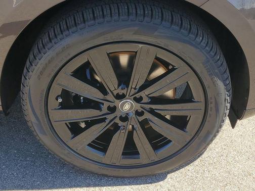 Gray 2025 Land Rover Range Rover P530 Autobiography