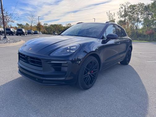 Black 2024 Porsche Macan Macan
