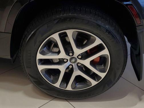 2024 Land Rover Defender 130 P400 X