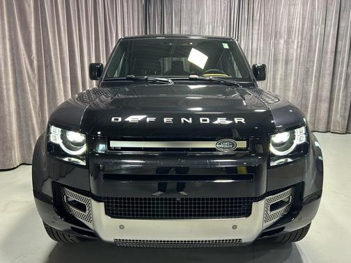 2024 Land Rover Defender 130 P400 X