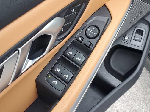 2023 BMW 330e xDrive