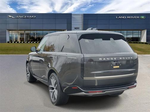 2024 Land Rover Range Rover P400 SE