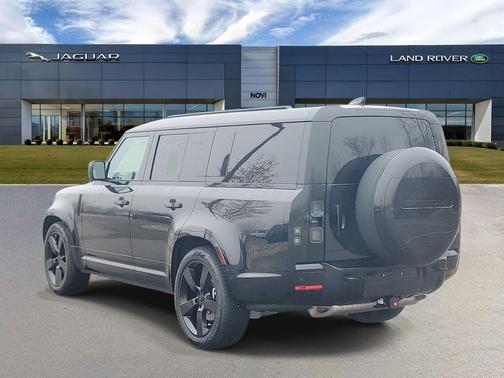 Santorini Black 2026 Land Rover Defender X-Dynamic SE