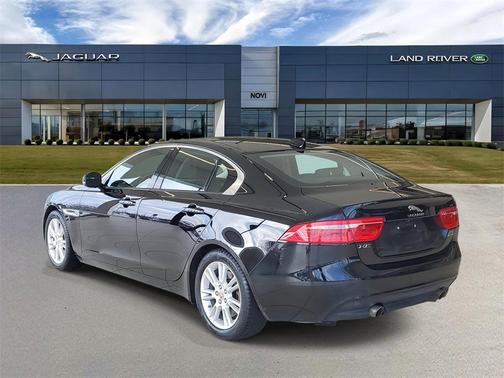 2018 Jaguar XE 25t Premium