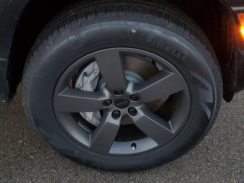 2026 Land Rover Defender P400 X-Dynamic SE