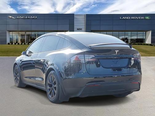 2022 Tesla Model X Plaid Tri Motor All-Wheel Drive