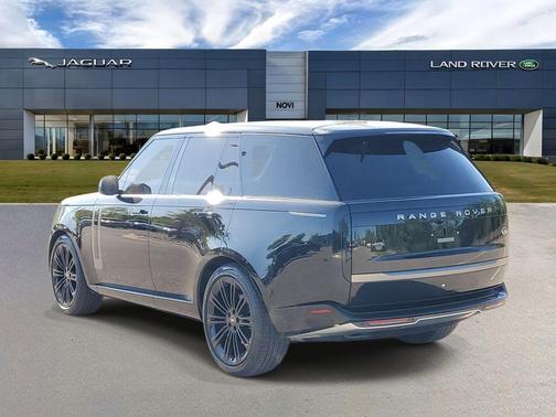 Black 2023 Land Rover Range Rover P400 SE