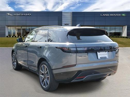 2026 Land Rover Range Rover Velar P250 SE R-Dynamic