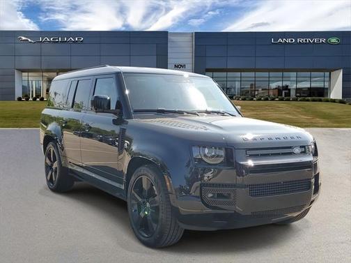 2025 Land Rover Defender 130 P400 X-Dynamic SE
