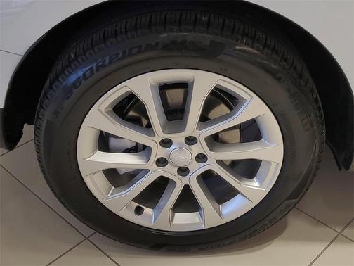 2025 Land Rover Range Rover Sport P360 S