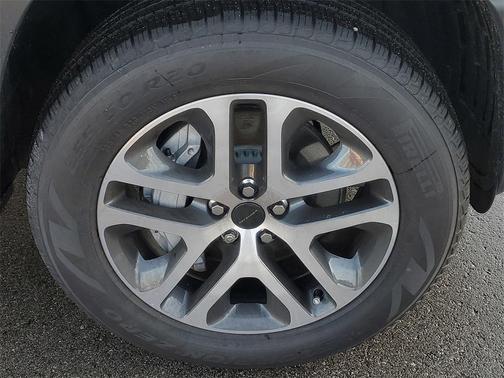 2026 Land Rover Defender S