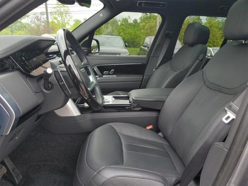 2024 Land Rover Range Rover P400 SE