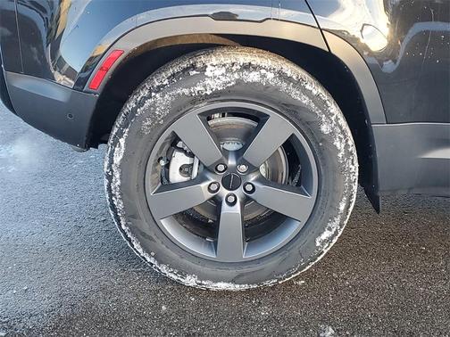 2026 Land Rover Defender P300 S