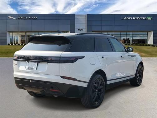 2026 Land Rover Range Rover Velar P250 SE R-Dynamic