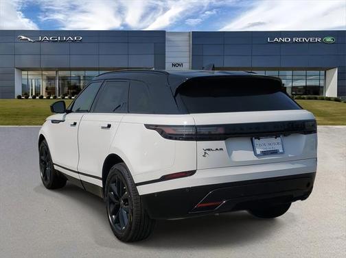 2026 Land Rover Range Rover Velar P250 SE R-Dynamic