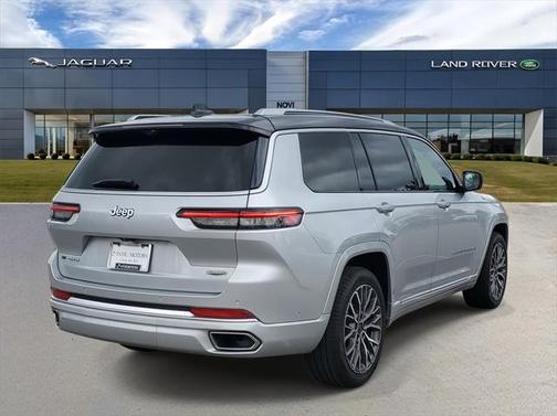 2023 Jeep Grand Cherokee L Summit Reserve