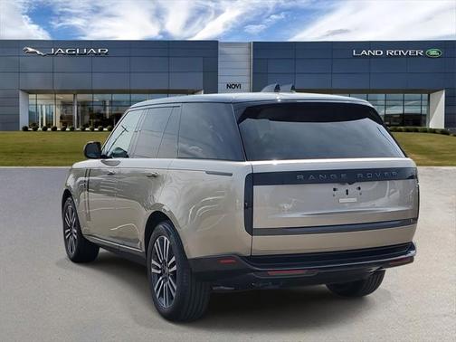 2025 Land Rover Range Rover P530 SE