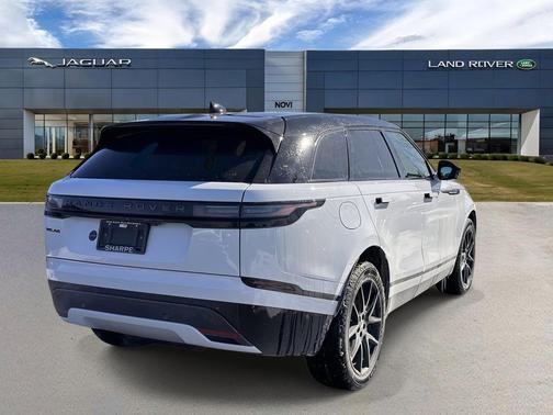 2026 Land Rover Range Rover Velar P400 Dynamic SE