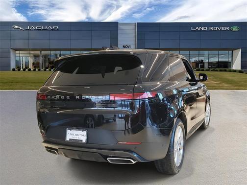 2025 Land Rover Range Rover Sport P360 S