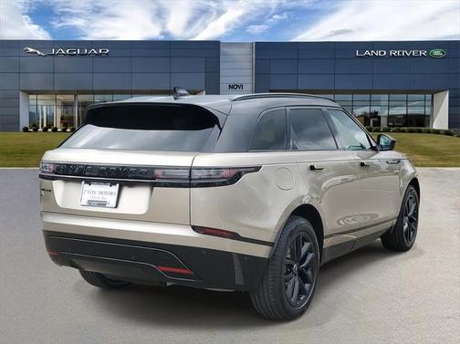 2026 Land Rover Range Rover Velar P250 SE R-Dynamic
