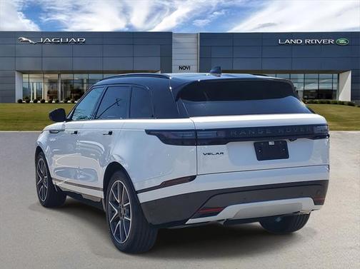 2026 Land Rover Range Rover Velar P250 SE R-Dynamic
