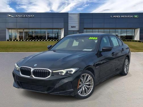 2023 BMW 330e xDrive