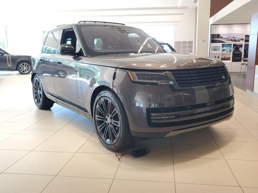 Gray 2023 Land Rover Range Rover P400 SE