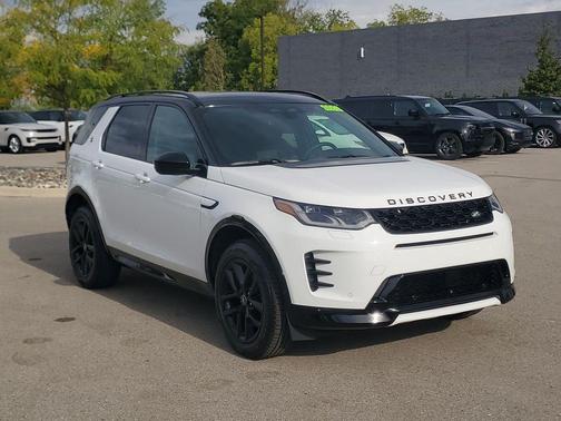 Fuji White 2026 Land Rover Discovery Sport Landmark