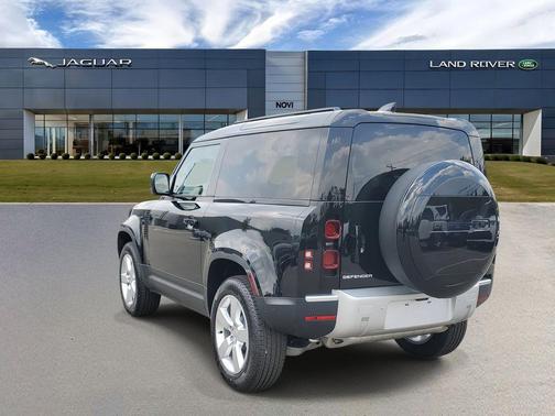 2025 Land Rover Defender 90 P300 S