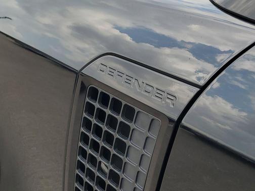 2025 Land Rover Defender 90 P300 S