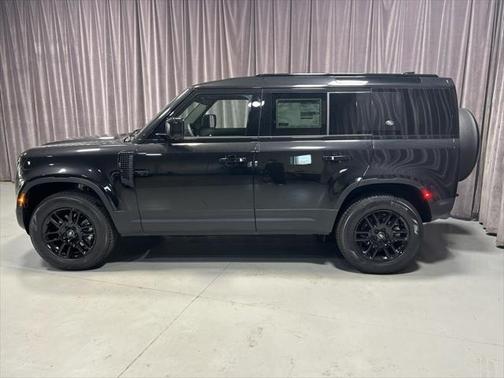 2024 Land Rover Defender 110 P300