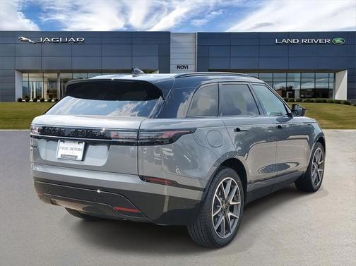 2026 Land Rover Range Rover Velar P250 SE R-Dynamic