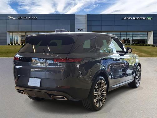 2025 Land Rover Range Rover Sport SE