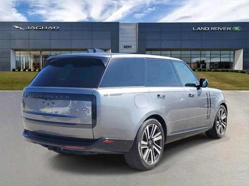 2023 Land Rover Range Rover P400 SE