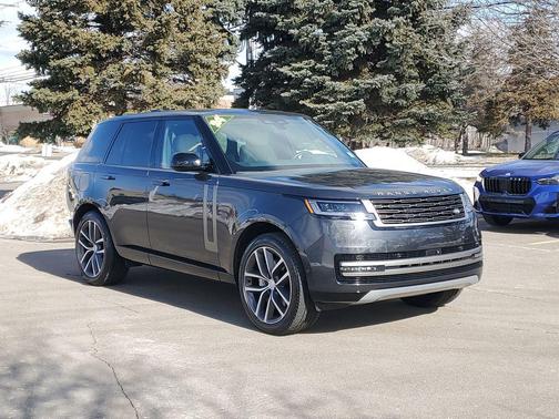 Grey 2024 Land Rover Range Rover P400 SE