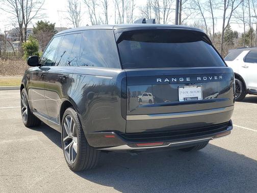 Grey 2024 Land Rover Range Rover P400 SE