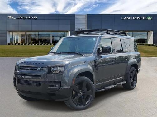 2025 Land Rover Defender 130 P400 X-Dynamic SE