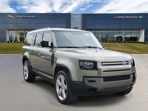 2025 Land Rover Defender 130 P400 X-Dynamic SE