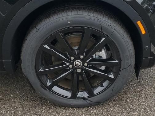 2024 Jaguar E-PACE R-Dynamic SE P250 AWD Automatic